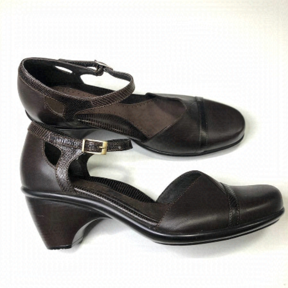 Dansko Roxy Sandals